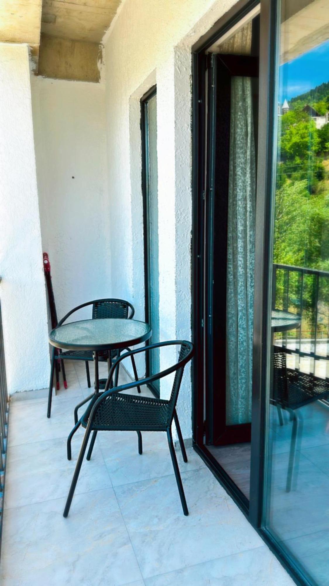 Vitali Apartment Borjomi Exteriör bild